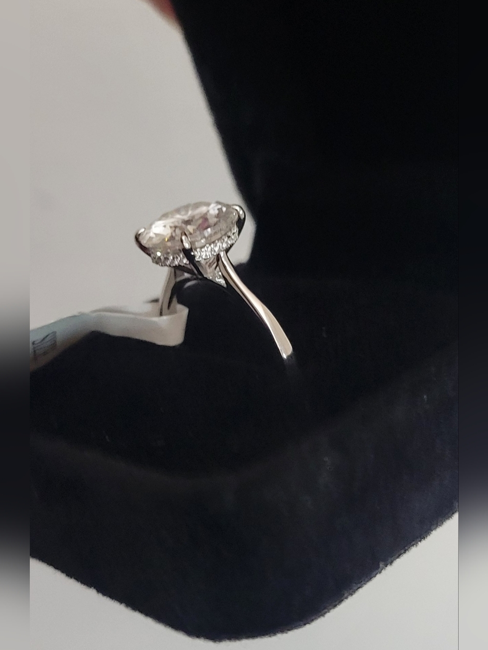 New 4ct Certified Moissanite Engagement Ring - Picture 6 of 10
